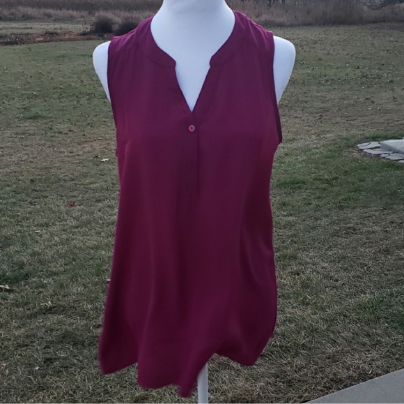 Iz Byer Tops - ⭐️⭐️ iZByer Relaxed Fit Top